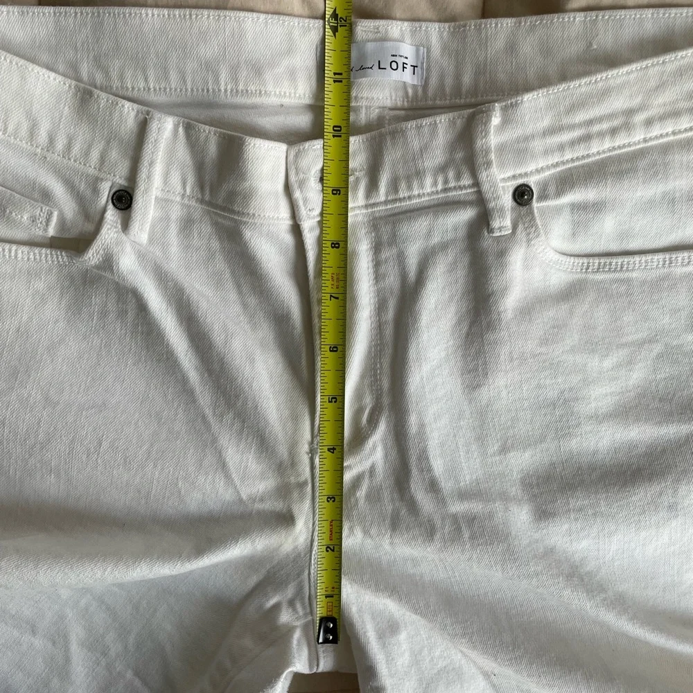 LOFT white denim shorts - Picture 6 of 7